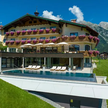 Szálloda Ennstalerhof 4*