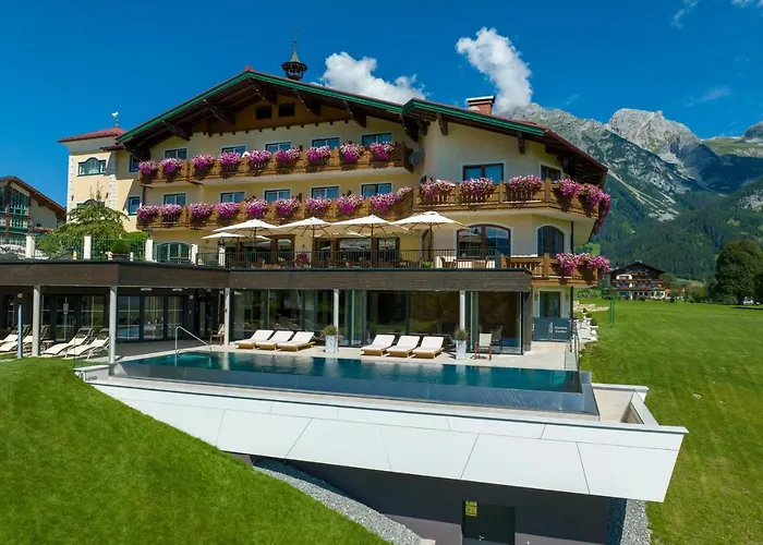 Hotel Ennstalerhof 4*